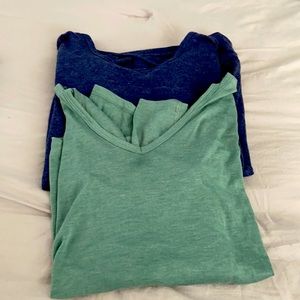 Bundle! 2 long sleeve workout tanks